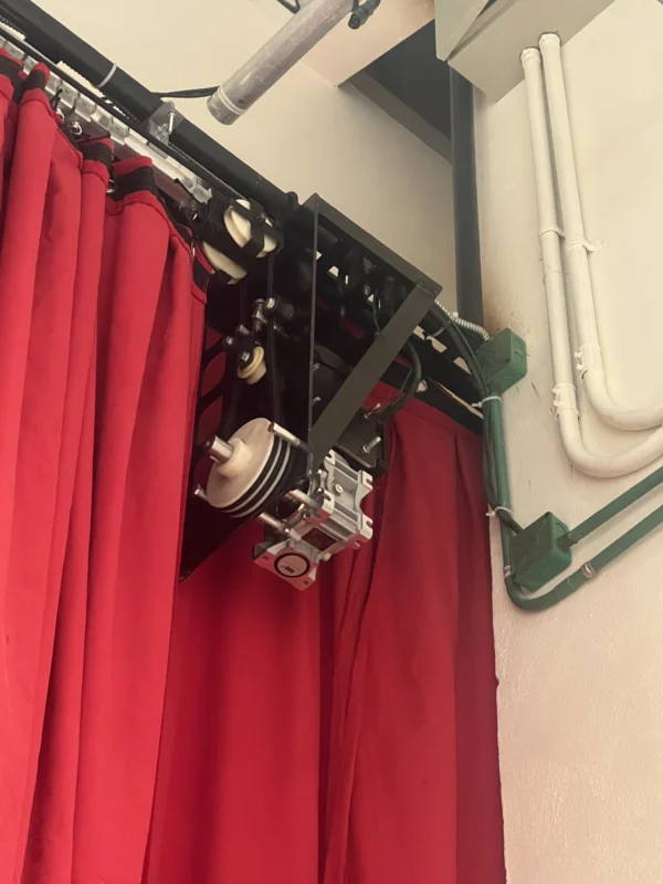 Sistema de apertura automático para telones, Blue Acustic