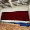 Telón de terciopelo rojo, telón rojo, telón de boca, Telones para teatro